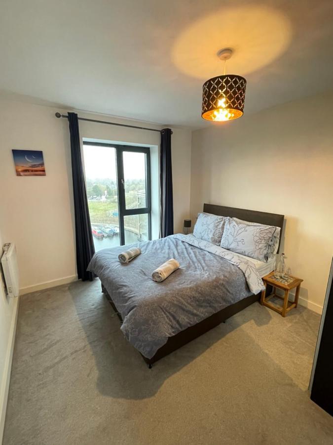 Balcony Marina Apartment With City Skyline Views - Free Secure Parking Manchester Kültér fotó