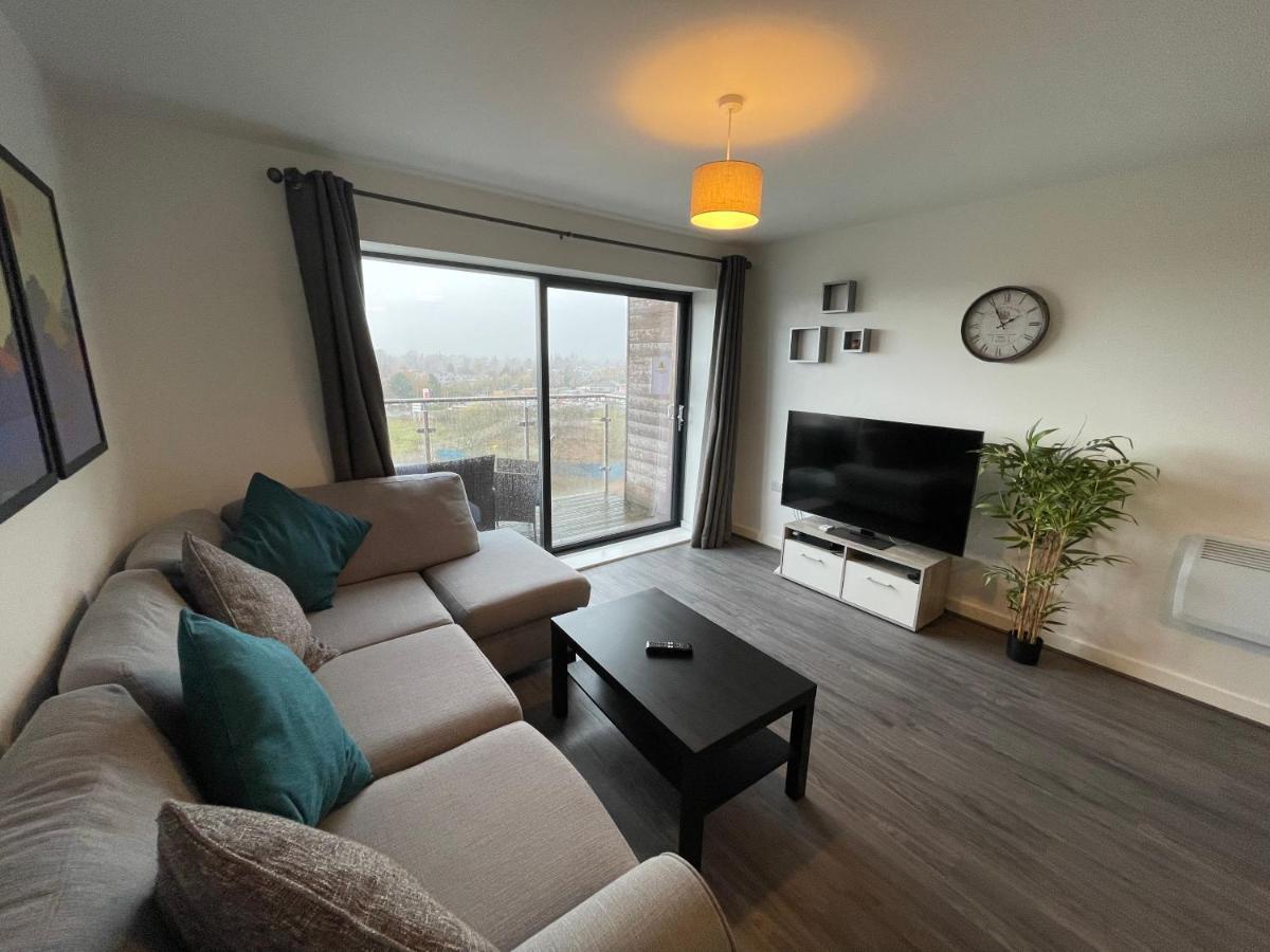 Balcony Marina Apartment With City Skyline Views - Free Secure Parking Manchester Kültér fotó